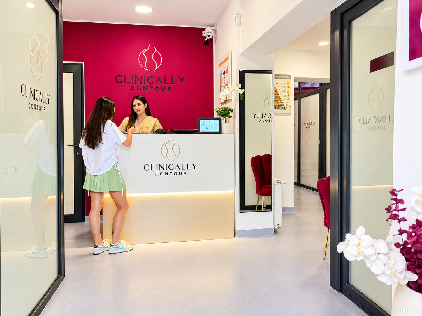 Recepția clinicii Clinically Contour din Iași